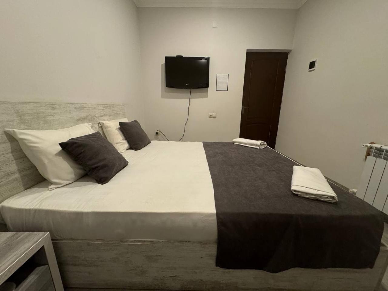 Hotel Menua Yerevan Bilik gambar