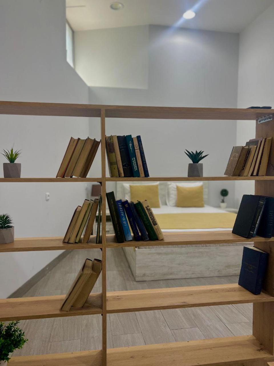 Hotel Menua Yerevan Luaran gambar