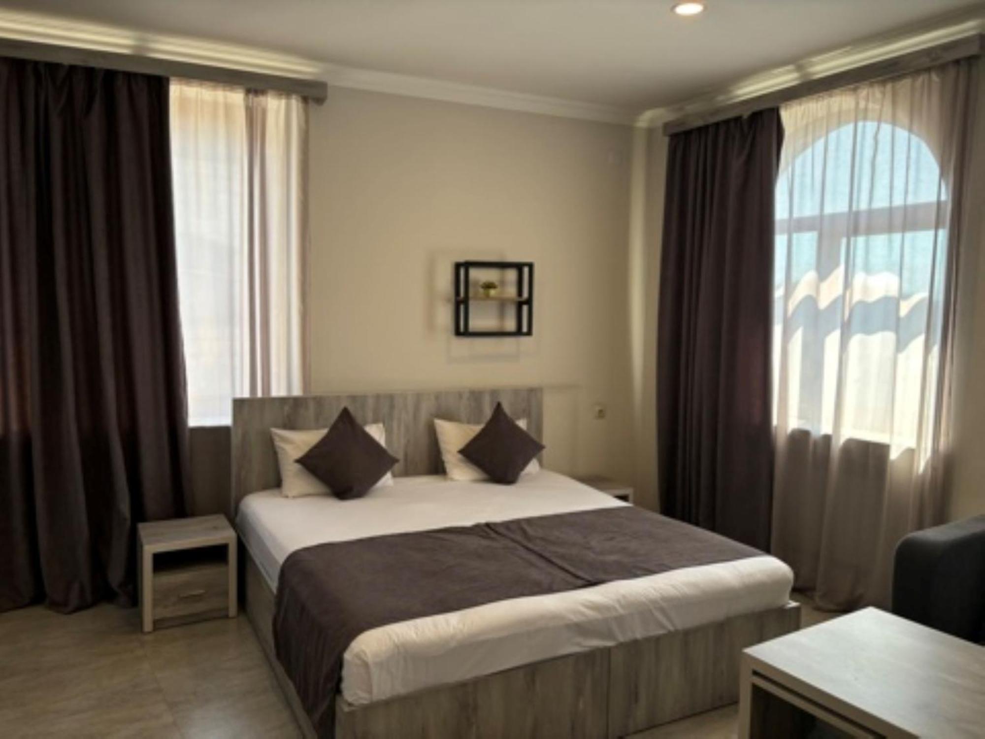 Hotel Menua Yerevan Luaran gambar